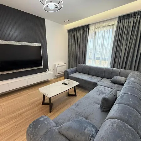 Apartment Nene Tereza Airport Iii - Oljan